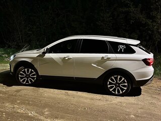 2024 Lada (ВАЗ) Vesta SW Cross I Рестайлинг (NG), белый, 1400000 рублей, вид 1