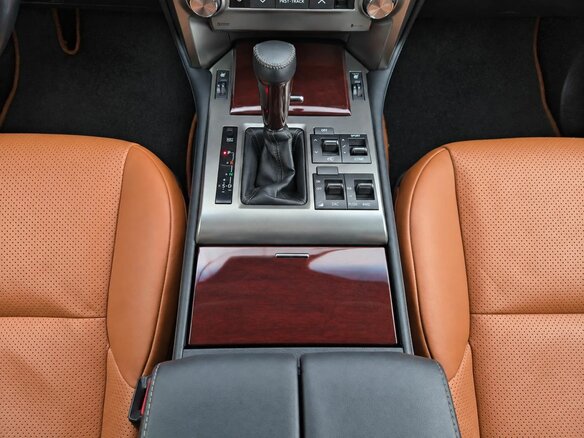 2016 Lexus GX 460 II Рестайлинг, белый, 6499000 рублей - вид 16