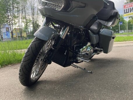 2024 Harley-Davidson Road Glide, серый, 2490000 рублей, вид 4
