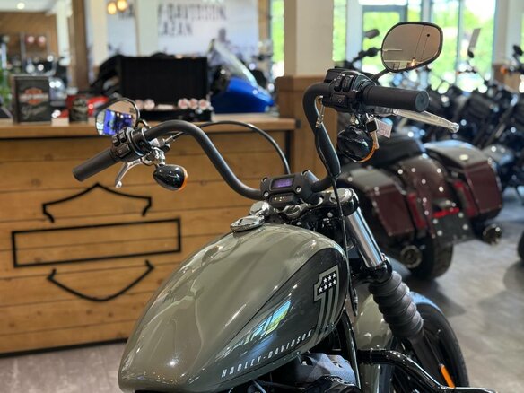 2021 Harley-Davidson Street Bob, зелёный, 1890000 рублей - вид 11