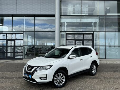 2021 Nissan X-Trail III Рестайлинг, белый, 2555000 рублей, вид 1