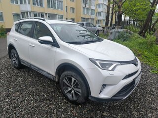 2017 Toyota RAV4 IV (XA40) Рестайлинг, белый, 3200000 рублей, вид 5