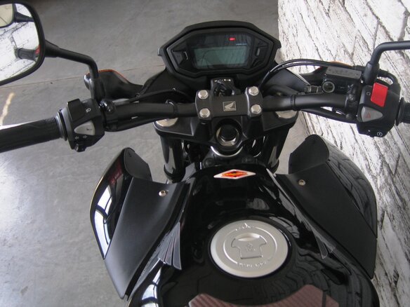 2013 Honda CB 400F, чёрный, 450000 рублей - вид 14