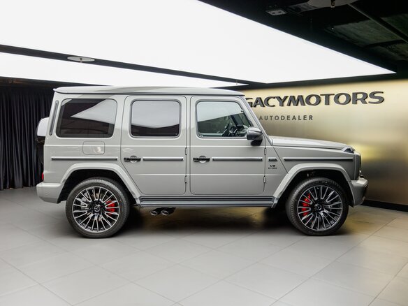 2026 Mercedes-Benz G-Класс AMG 63 AMG II (W465) Рестайлинг, серый - вид 12