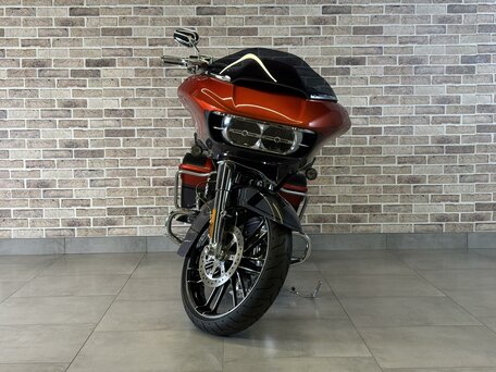 2017 Harley-Davidson CVO Road Glide, оранжевый, 2465000 рублей, вид 5