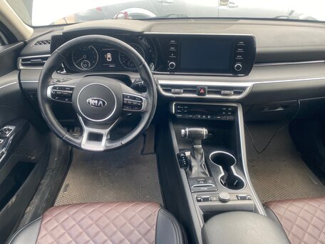 2021 Kia K5 III, белый, 1540000 рублей, вид 5