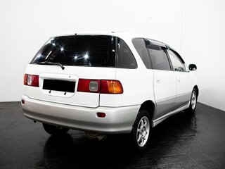 1997 Toyota Ipsum I (M10), белый, 465000 рублей, вид 5
