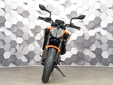 2023 KTM 890 Duke, чёрный, 899000 рублей, вид 5