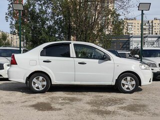 2010 Chevrolet Aveo I Рестайлинг, белый, 204900 рублей, вид 4