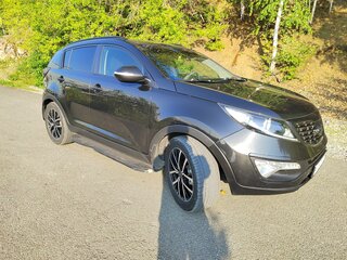 2011 Kia Sportage III, чёрный, 999999 рублей, вид 2