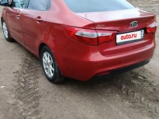 2012 Kia Rio 4-speed III, красный, 750000 рублей, вид 5