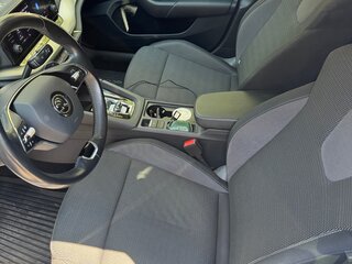 2021 Skoda Octavia IV (A8), синий, 2150000 рублей, вид 4
