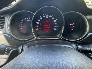 2014 Kia Ceed II, серебристый, 750000 рублей, вид 3