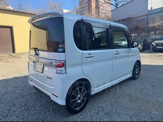 2011 Daihatsu Tanto II, белый, 480000 рублей, вид 5