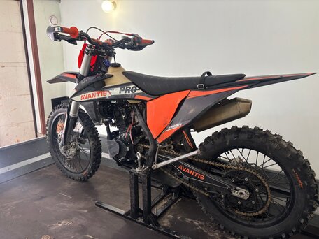 2021 Avantis Enduro 250 Pro/Carb, чёрный, 175000 рублей, вид 2