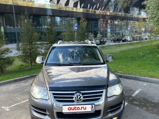 2008 Volkswagen Touareg I Рестайлинг, серый, 1599999 рублей, вид 1