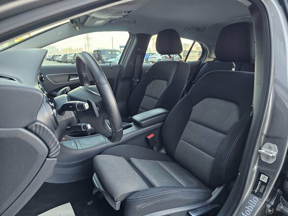 2016 Mercedes-Benz GLA 250 I (X156), серый, 2250000 рублей - вид 16