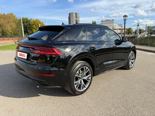 2019 Audi Q8 55 TFSI I (4M), чёрный, 5500000 рублей, вид 3
