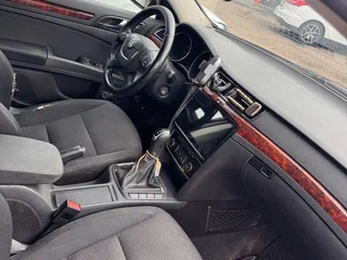 2010 Skoda Superb II, пурпурный, 520000 рублей, вид 5