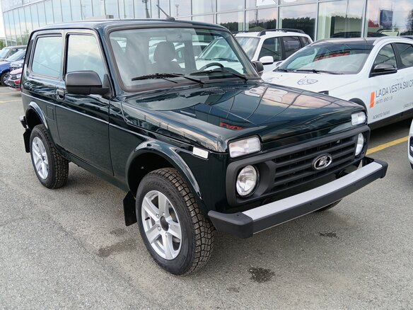 2026 Lada (ВАЗ) Niva Legend I, зелёный - вид 2