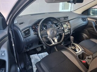 2020 Nissan Qashqai II Рестайлинг, серый, 1950000 рублей, вид 4