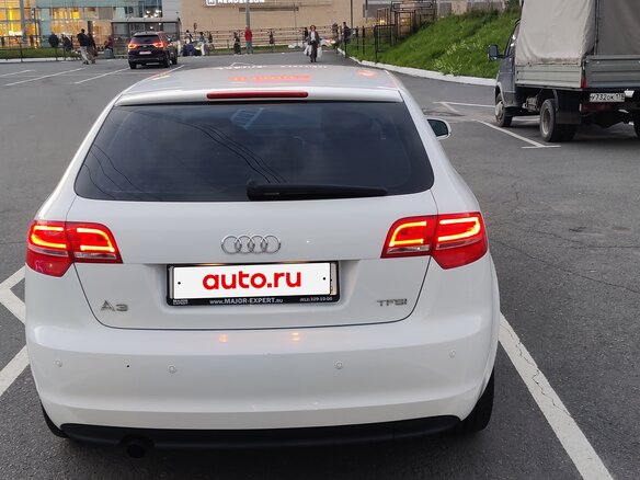 2011 Audi A3 II (8P) Рестайлинг 2, белый, 750000 рублей - вид 5