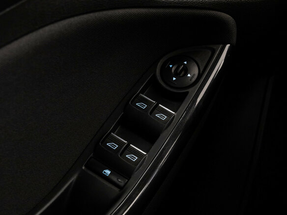2016 Ford Focus III Рестайлинг, чёрный - вид 15