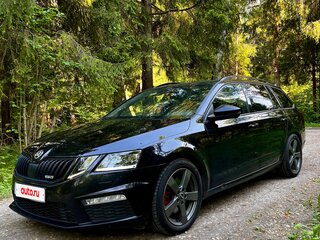 2020 Skoda Octavia RS III Рестайлинг, чёрный, 2650000 рублей, вид 1