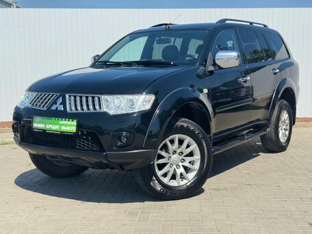 Mitsubishi Pajero Sport II