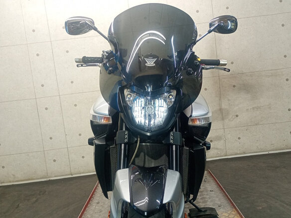 2011 Suzuki B-King, серебристый, 925000 рублей - вид 9