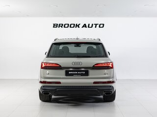 2024 Audi Q7 55 TFSI II (4M) Рестайлинг 2, бежевый, 11590000 рублей, вид 5