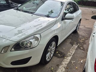 2012 Volvo S60 II, белый, 900000 рублей, вид 4
