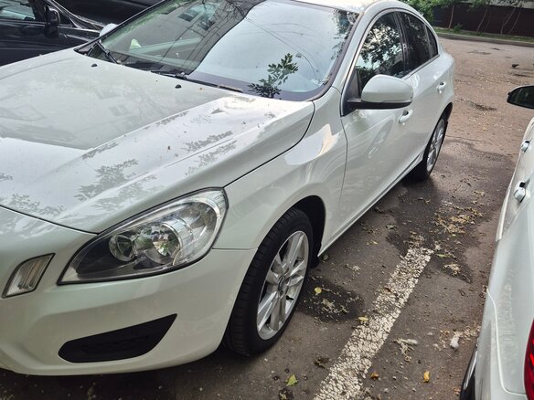 2012 Volvo S60 II, белый, 900000 рублей - вид 3