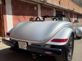 1999 Plymouth Prowler, серебристый, 7500000 рублей, вид 5