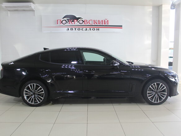 2019 Kia Stinger I, чёрный, 2500000 рублей - вид 2