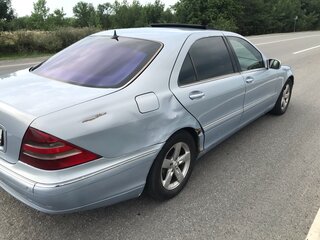 1998 Mercedes-Benz S-Класс 430 Long IV (W220), серебристый, 450000 рублей, вид 4