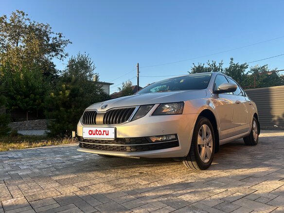 2019 Skoda Octavia III (A7) Рестайлинг, серебристый, 2149000 рублей - вид 1