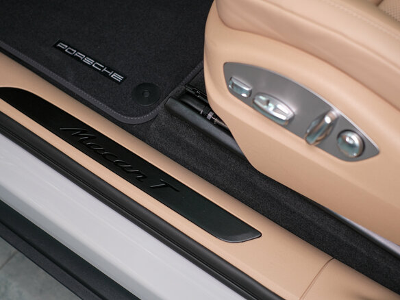 2026 Porsche Macan I Рестайлинг 2, серый - вид 17