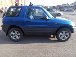 1998 Toyota RAV4 I (XA10), синий, 400000 рублей, вид 5
