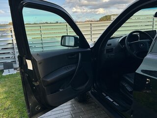 2004 BMW X3 25i I (E83), чёрный, 850000 рублей, вид 3