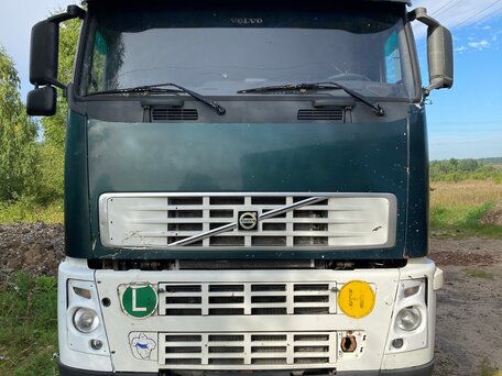 2003 Volvo FH, зелёный, 2000000 рублей, вид 5