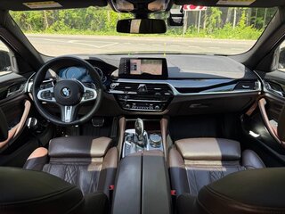 2018 BMW 5 серии 520d xDrive VII (G30/G31/G38), синий, 4000000 рублей, вид 5