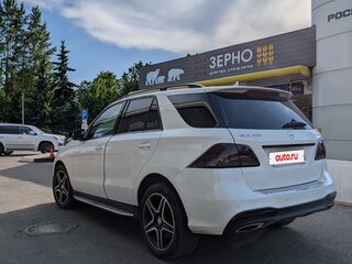 2016 Mercedes-Benz GLE 400 I (W166), белый, 3760000 рублей, вид 3