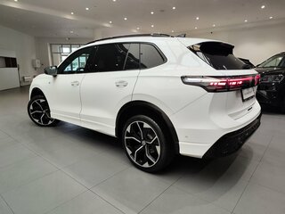 2024 Volkswagen Tiguan L Pro III (China Market), белый, 3878000 рублей, вид 4