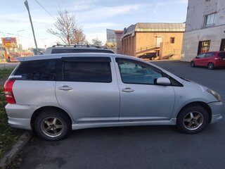 2005 Toyota Wish I, серебристый, 410000 рублей, вид 3