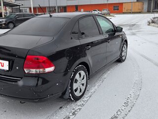 2013 Volkswagen Polo V, чёрный, 735000 рублей, вид 5
