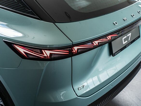 2026 Omoda C7, зелёный, 3499000 рублей - вид 13