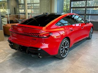2026 Audi A5 L Sportback III (B10), красный, 6400000 рублей, вид 3