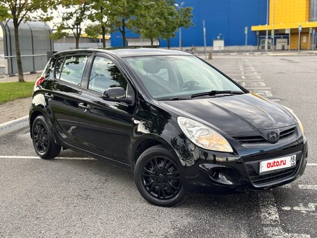 2010 Hyundai i20 I, чёрный, 520000 рублей, вид 4