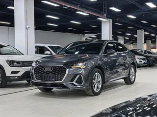 2022 Audi Q3 Sportback 35 TFSI II (F3), серый, 2750000 рублей, вид 2